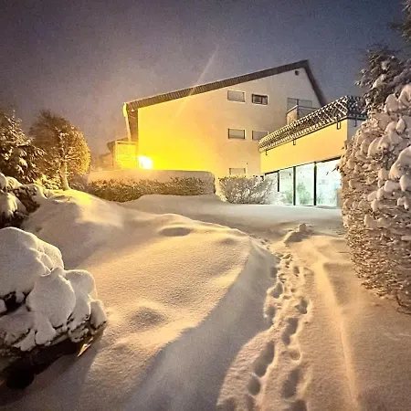 Auszeit Black Forest: Nature Retreat With Indoor Pool And Sauna Schoenwald im Schwarzwald