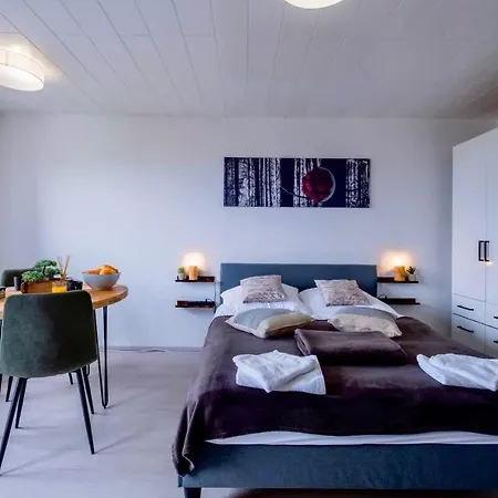 Relaxapartments Black Forest Nature Mit Beheiztem Indoor-pool Und Sauna - Sonnenbalkon Mit Blick Ins Gruene, Schnelles Internet, Naehe Triberger Wasserfaelle, Fuer Bis Zu 2 Personen Apartament Schönwalde