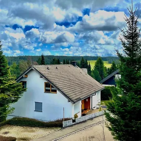Auszeit Black Forest: Nature Retreat With Indoor Pool And Sauna Schoenwald im Schwarzwald
